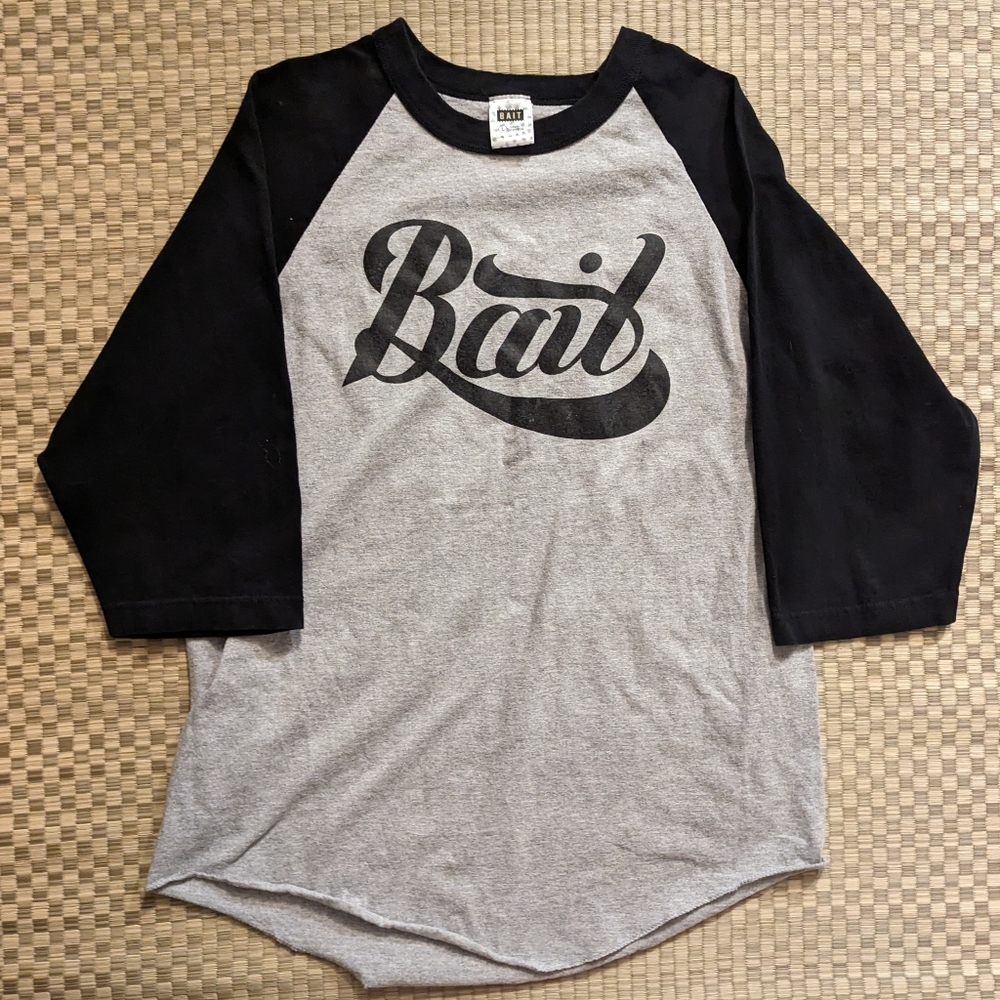 Bait Script Logo Raglan Baseball T-shirt Men's Size Large
